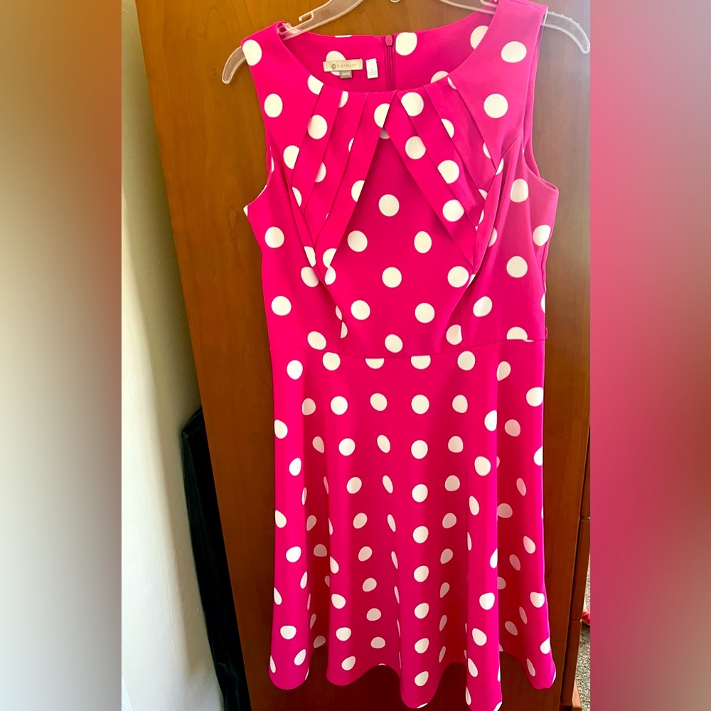 Simple fun spring cocktail dress.